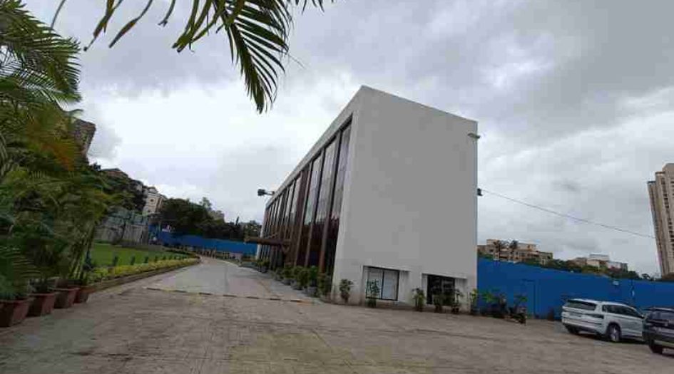 Narang-Privado-Construction-Status-Sales-Office